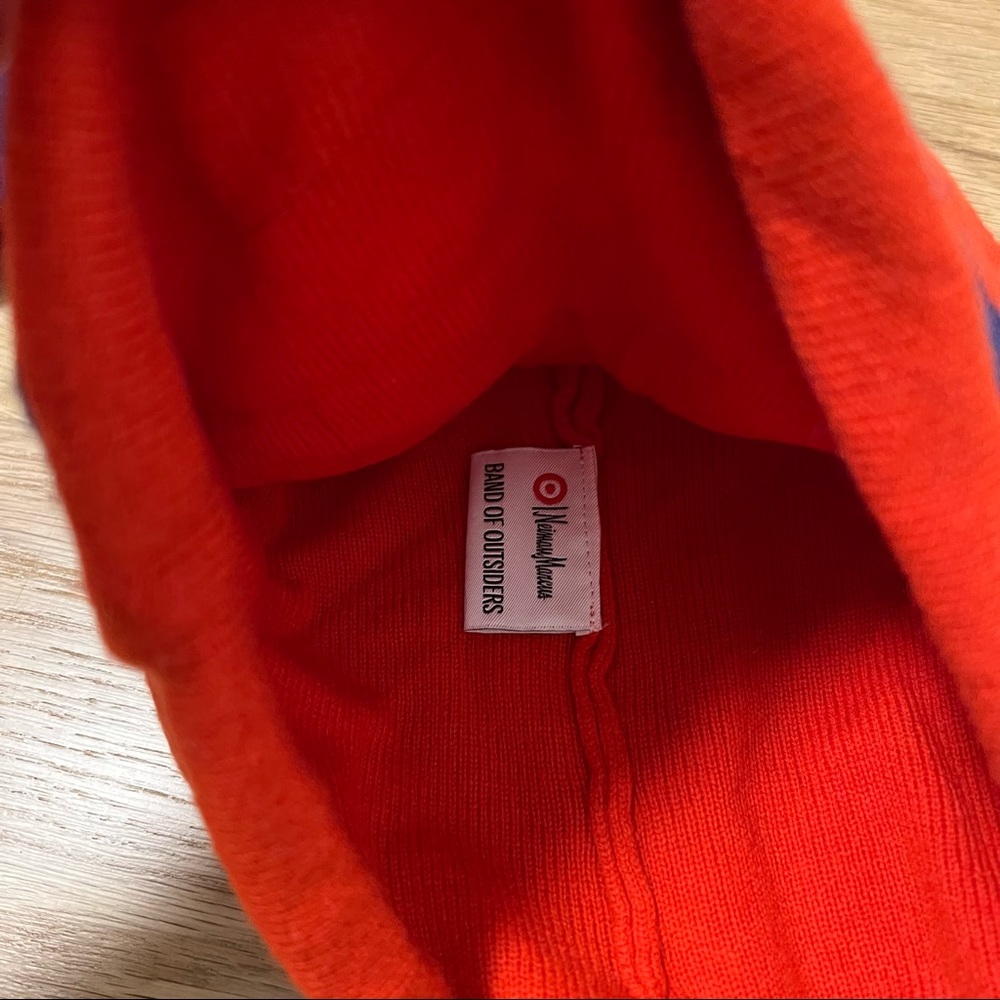 EUC TARGET x NEIMAN MARCUS BAND OF OUTSIDERS Best Friends Beanie Pom Pom Hat Set - Picture 6 of 7